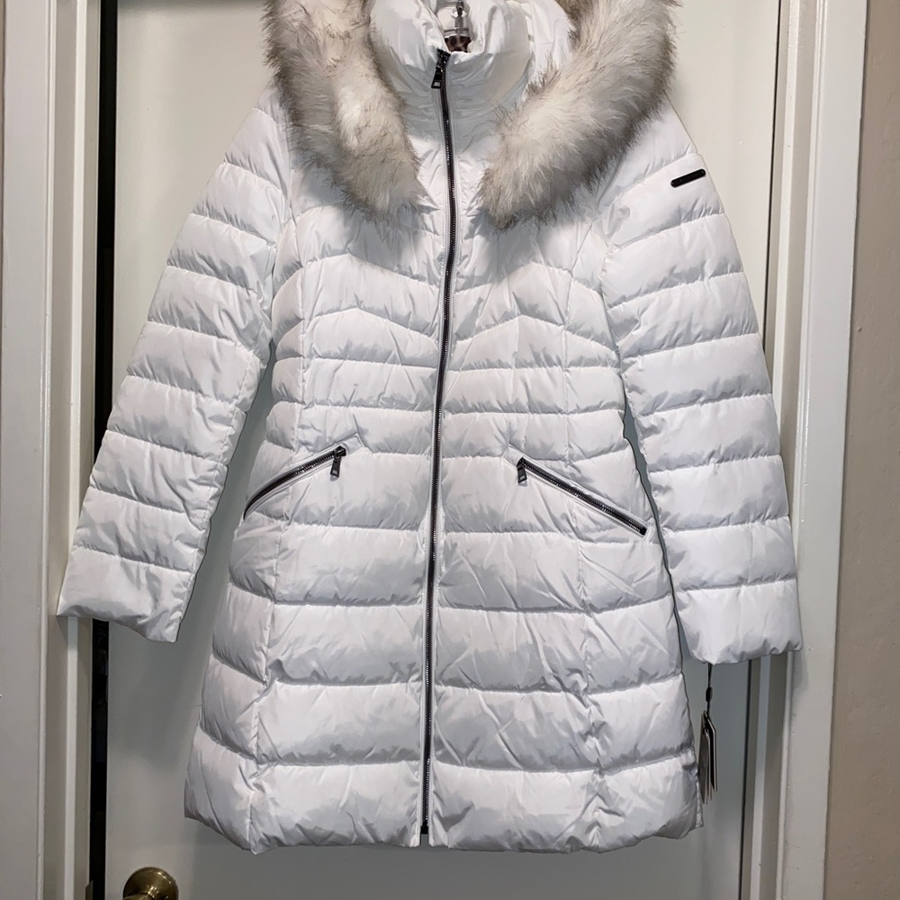 Laundry by Shelli Segal White Puffer Coat NWT size medium